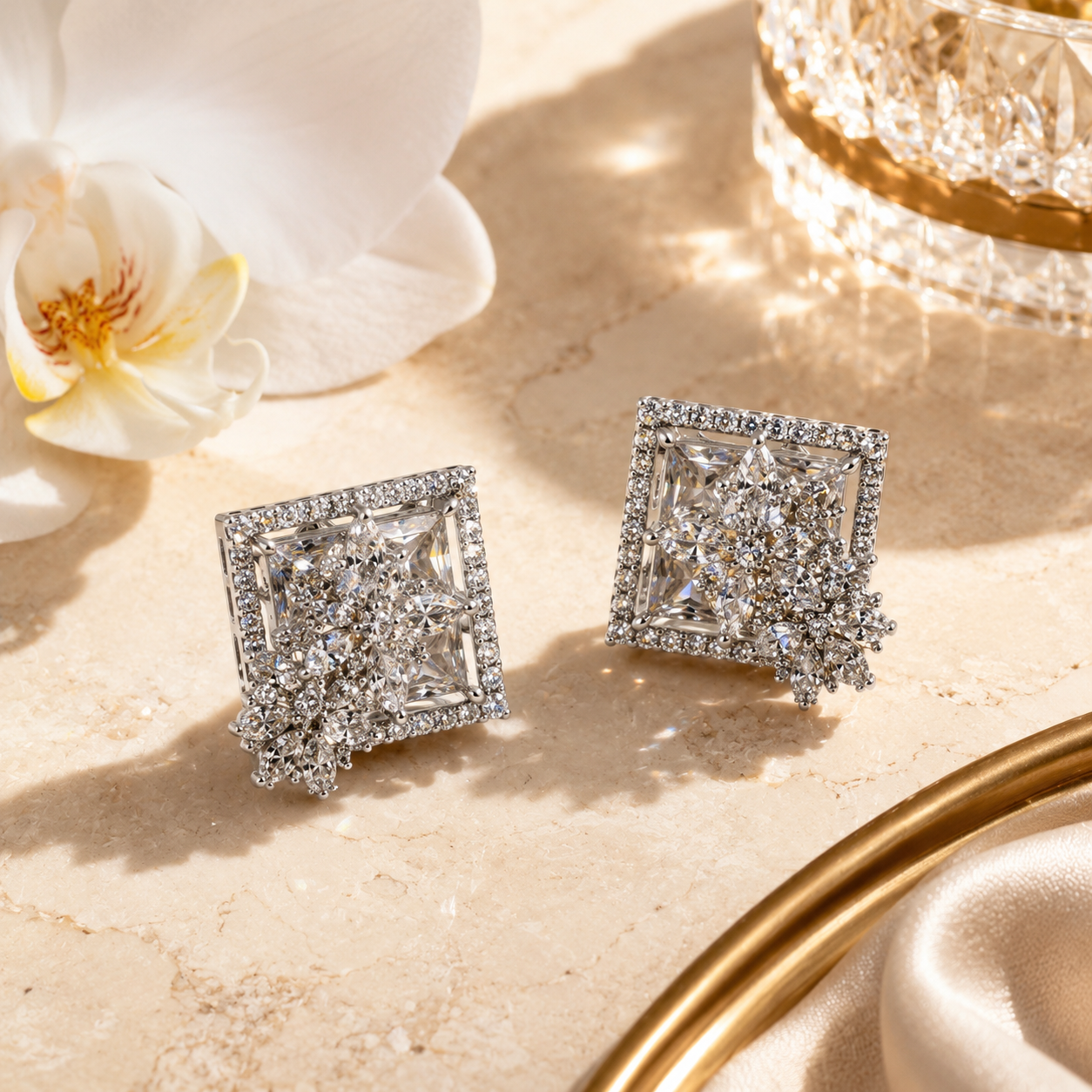Silver clear Royal Spark Square Studs